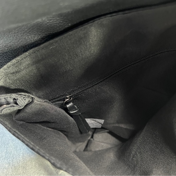 *DONATING 10/14* Botkier Botkier Trigger Mini black Backpack - Picture 3 of 9